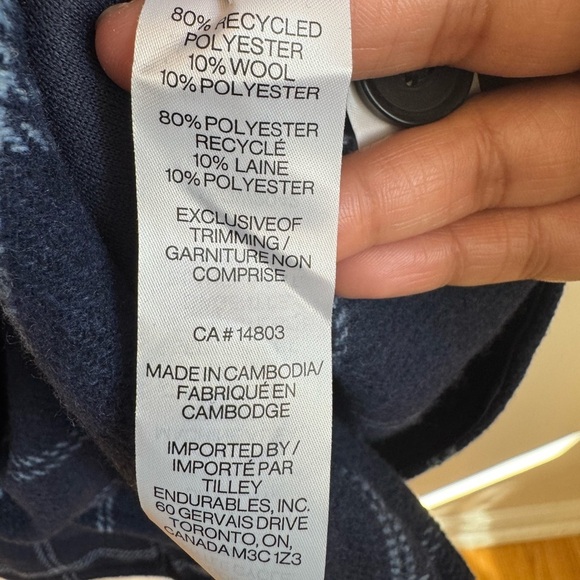 Tilley Women's Navy Plaid Shirt Jacket
Size XL - Picture 11 of 11